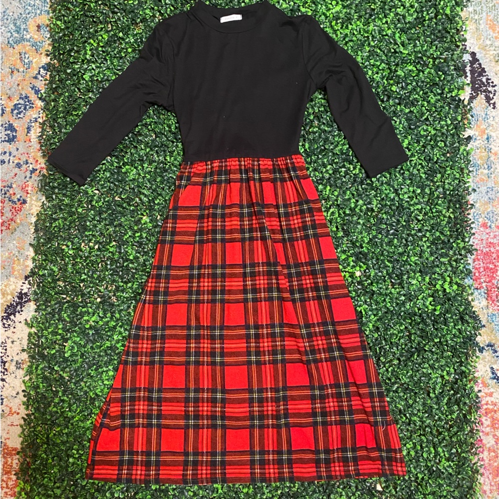 Reborn J Brand. Black and Plaid Dress. Size Medium.